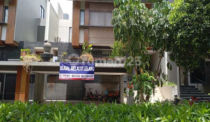 Rumah Mewah di Greenwich Park Lengkong Tangerang Rumah Mewah di Greenwich Park Lengkong Tangerang