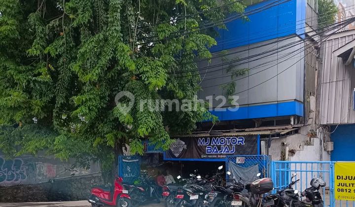Strategic Shop House on Sultan Iskandar Muda Main Road Near Pondok Indah