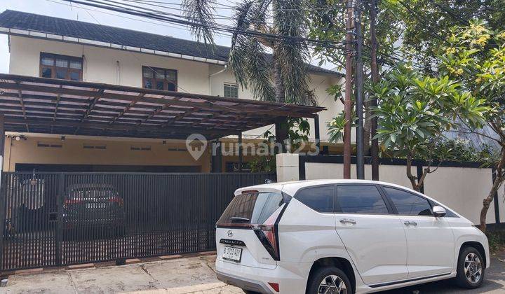 Rumah Cantik 2 Lantai Di Jl Pelita Cilandak Barat Lingkungan Nyaman 2