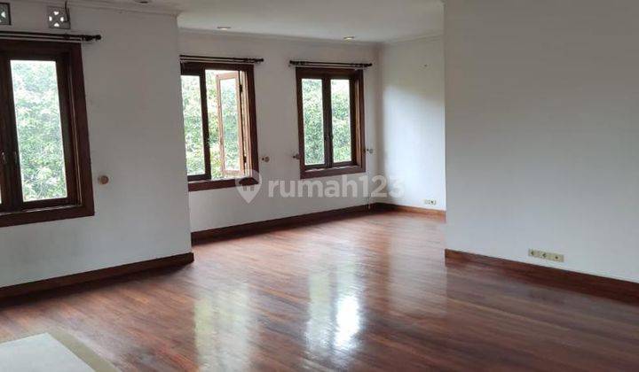 Rumah Mewah di Patra Kuningan 8