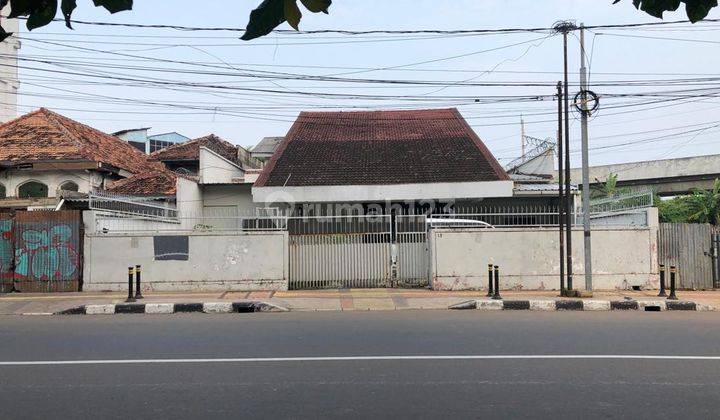 Rumah Kantor Komersial di Matraman 4