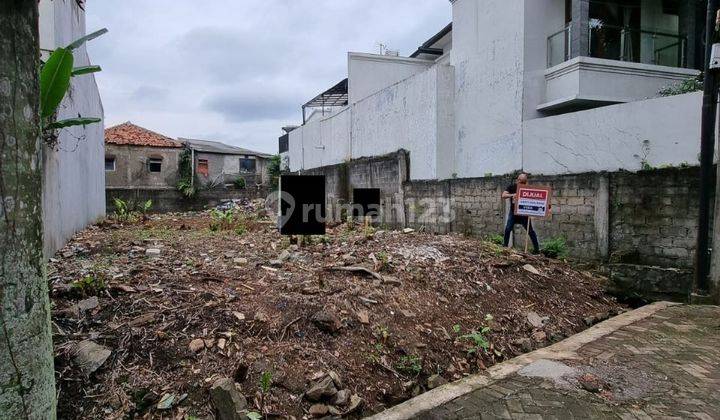 Dijual Tanah di Komplek Depan Ragunan 1