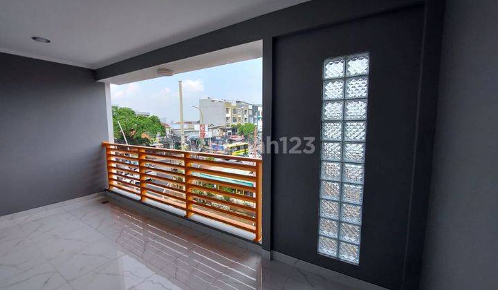 Rumah di Pos Pengumben Jakbar 15