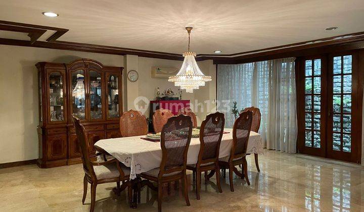 Rumah Besar Dan Mewah di Gatot Subroto 3