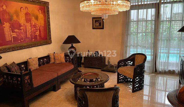 Rumah Besar Dan Mewah di Gatot Subroto 5