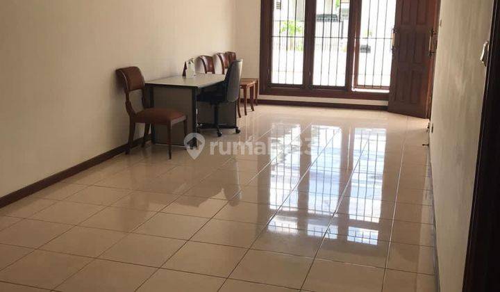 Rumah 325m2, 50 Meter Dari Gatot Subroto 7