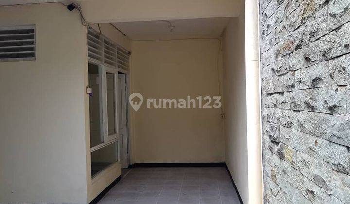 Rumah di Lokasi Strategis Matraman Dalam 2