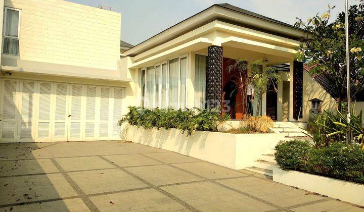 Rumah Bagus di Komplek Patra Kuningan, Jakarta Selatan 2