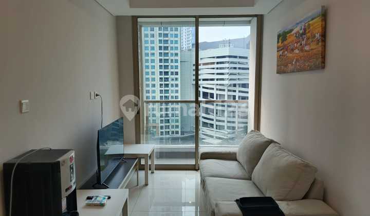 Disewakan Apartemen Taman Anggrek Type 3 BR Jakarta Barat 1
