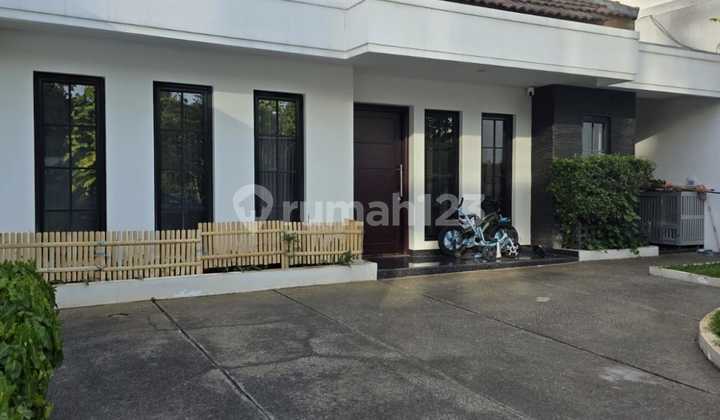 Dijual Rumah Kebun Jeruk Interkon Jakarta Barat
