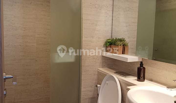 Disewakan Apartemen Taman Anggrek Type 2 BR Jakarta Barat 2