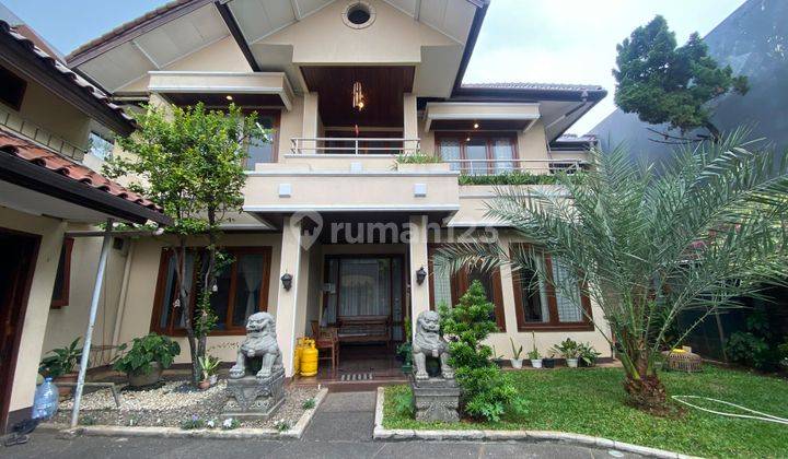 Rumah Modern Ceiling Rumah Tinggi 10 Menit Ke Scbd di Mampang 1