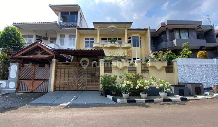 Rumah Modern 2 Lantai di Cinere Ada Taman Depan 1