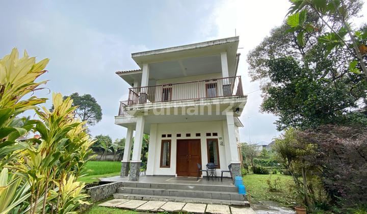 Two Villas in Puncak Bogor, Strategic Location with Great Views.