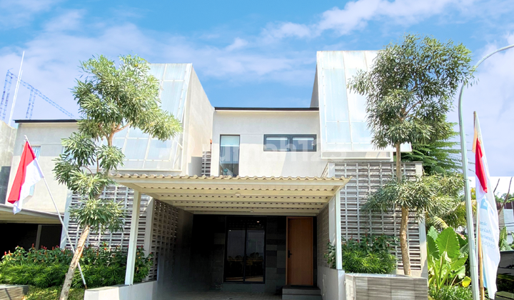 Rumah Brand New Cocok Untuk Pasangan Muda Desain Modern