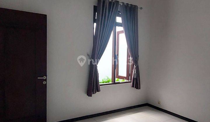 Jogjakarta Mlati Rumah dalam cluster elit  15 menit ke UGM,10 menit ke Alazhar 1