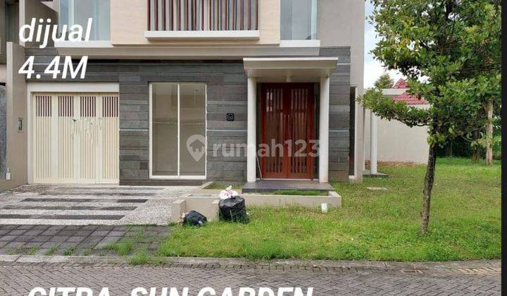 RUMAH CANTIK DAN MEGAH DALAM PERUMAHAN DI CITRA SUN GARDEN JALAN JOGYA - SOLO 1