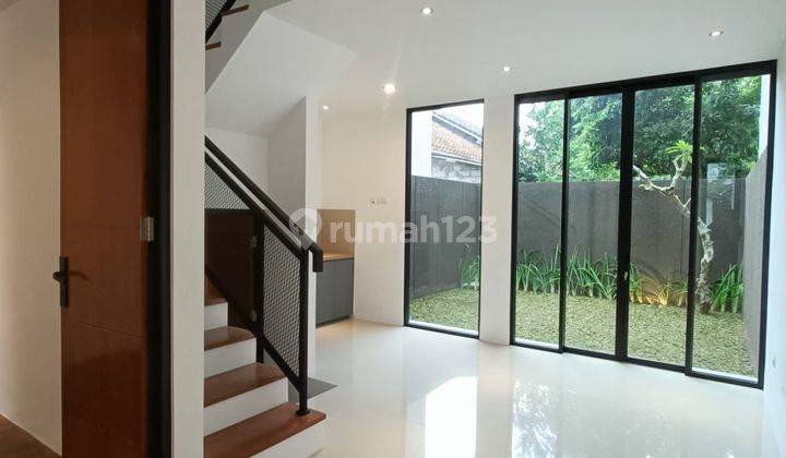 RUMAH SIAP HUNI DEKAT KAMPUS UGM DAN UII DI JALAN KALIURANG KM 10 2