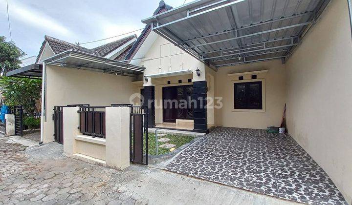 RUMAH CANTIK DAN MURAH DEKAT KAMPUS UGM DAN UII DI JALAN KALIURANG KM 10 1