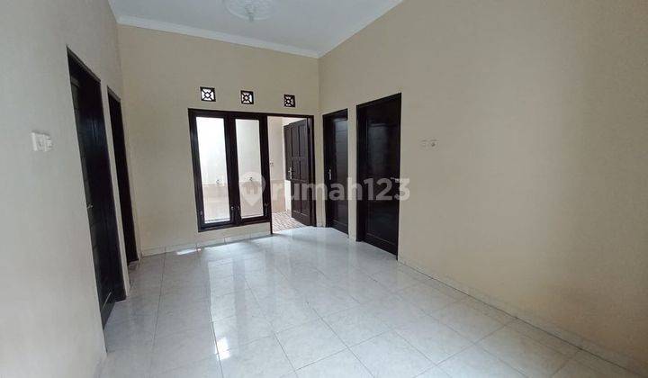 RUMAH CANTIK DAN MURAH DEKAT KAMPUS UGM DAN UII DI JALAN KALIURANG KM 10 6