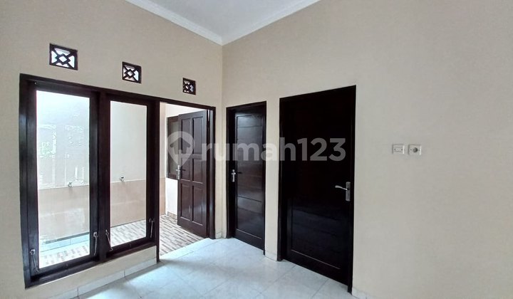 RUMAH CANTIK DAN MURAH DEKAT KAMPUS UGM DAN UII DI JALAN KALIURANG KM 10 7
