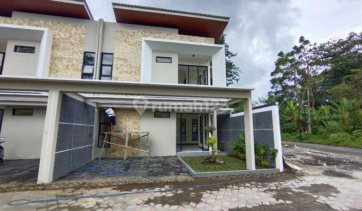 RUMAH CANTIK SIAP HUNI DEKAT KAMPUS UGM DAN UII DI JLAN KALIURANG KM.10 2