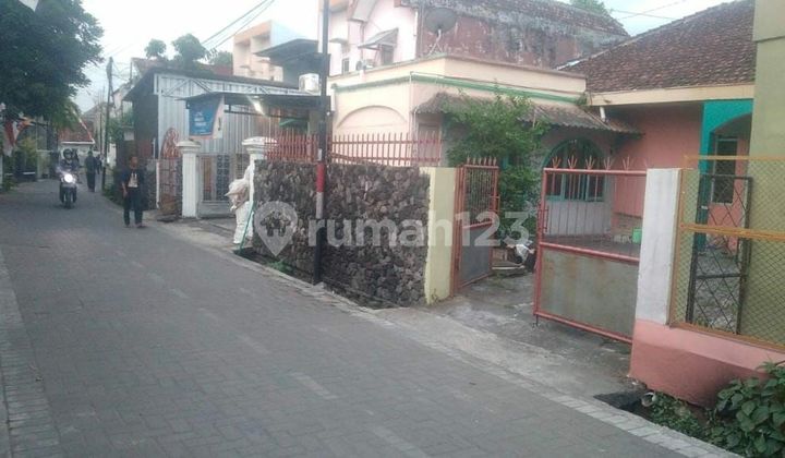 TANAH BONUS BANGUNAN DEKAT KAMPUS UGM DI JALAN KM 8 TANAH BONUS BANGUNAN DEKAT KAMPUS UGM DI JALAN KM 8