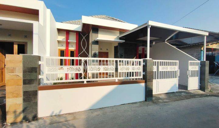 RUMAH CANTIK DAN BARU SIAP HUNI DI PURWOMARTANI 1