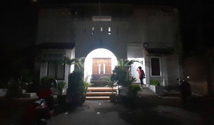 KOSAN EXCLUSIF DEKAT BANYAK KAMPUS DI SETURAN 2