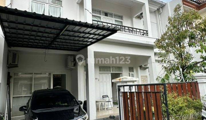 RUMAH CANTIK LANTAI 2 DI GODEAN 2