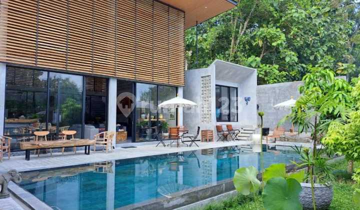 Beautiful and Lush Villa Ready to Occupy in Kasongan Bantul Beautiful and Lush Villa Ready to Occupy in Kasongan Bantul