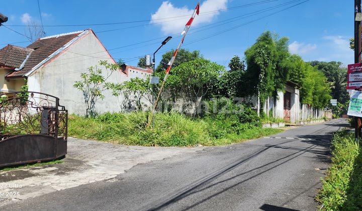 Tanah Super Istimewadi Condongcatur Tanah Super Istimewadi Condongcatur