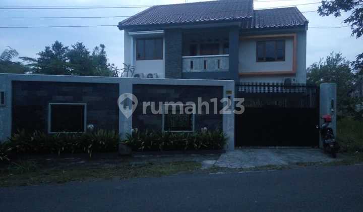 Asri and Comfortable House Near UII Campus on Jalan Kaliurang Km 12 Asri and Comfortable House Near UII Campus on Jalan Kaliurang Km 12