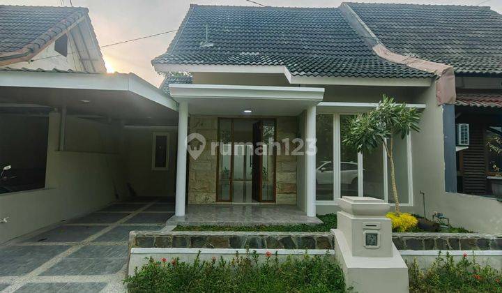 RUMAH CANTIK DEKAT KAMPUS UGM DAN UII DI JALAN PALAGAN KM 9 1