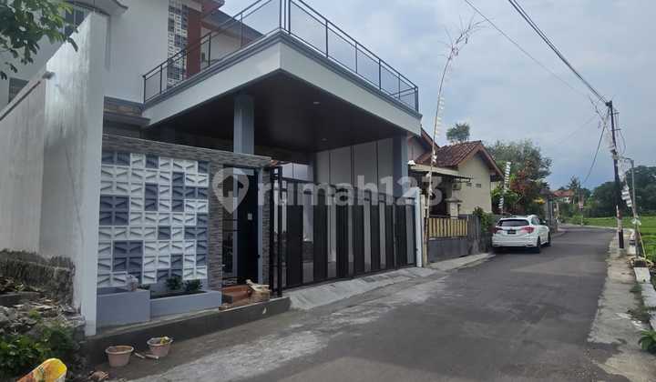 Rumah Mewah Dekat Kampus Ugm Dan Uii Di Jalan Kaliurang Km 9,5 2