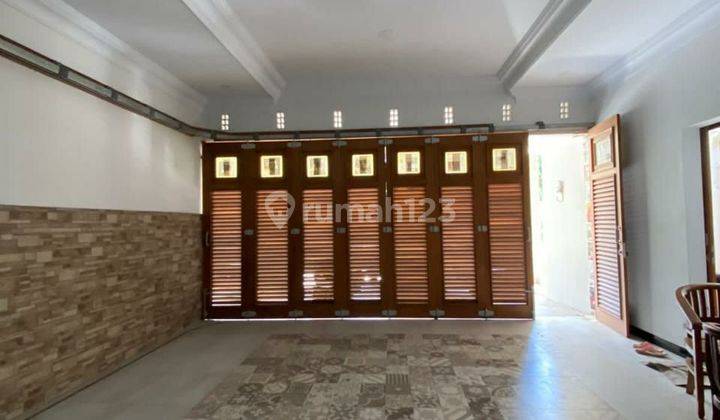 RUMAH MEWAH DAN CANTIK  DAERAH LEMPONGSARI  PALAGAN 2