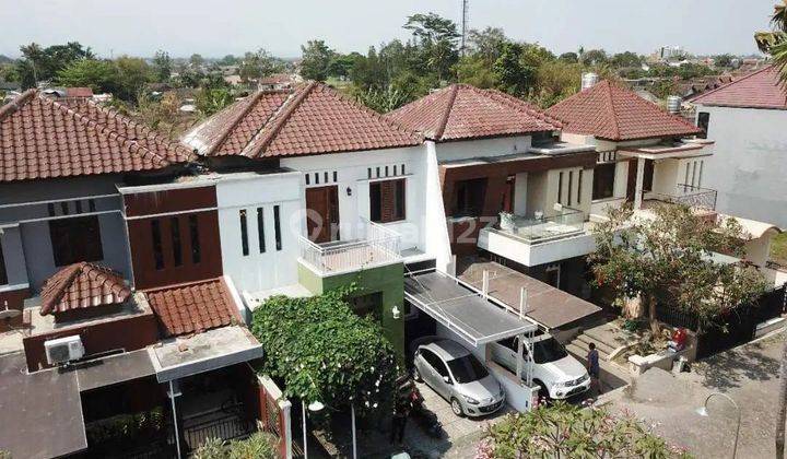 Rumah Cantik Dalam Perumahan Dekat Kampus  1