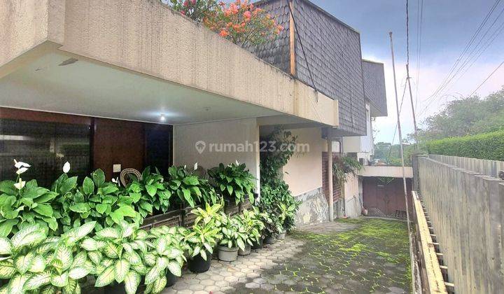 Rumah Hitung Tanah Elite Hegarmanah, Bandung SHM 1