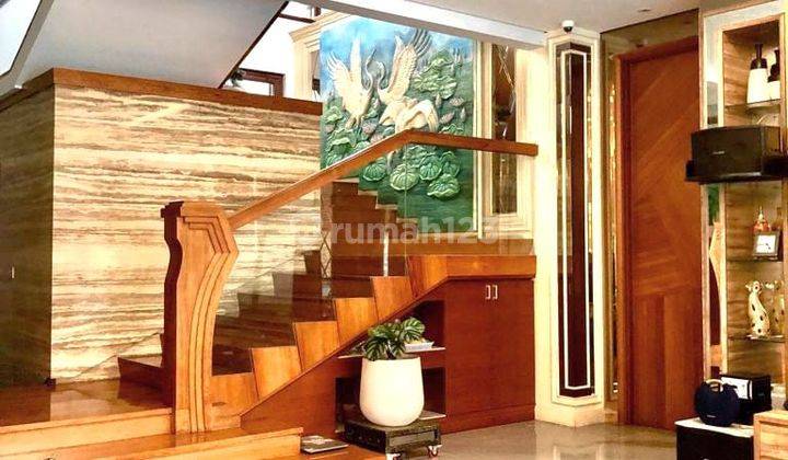 Rumah Lux Semi Furnished di Kebayoran Baru, Jakarta Selatan SHM 2