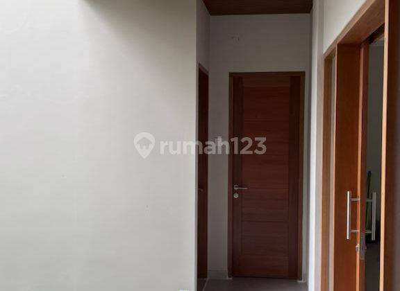 Rumah 2 Lantai Baru SHM di Cigadung, Bandung 2