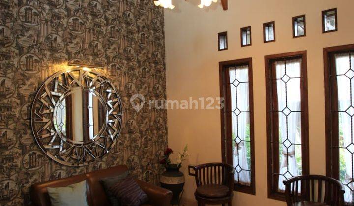 Rumah Bagus Furnished di Komplek Surya Setra, Bandung 2