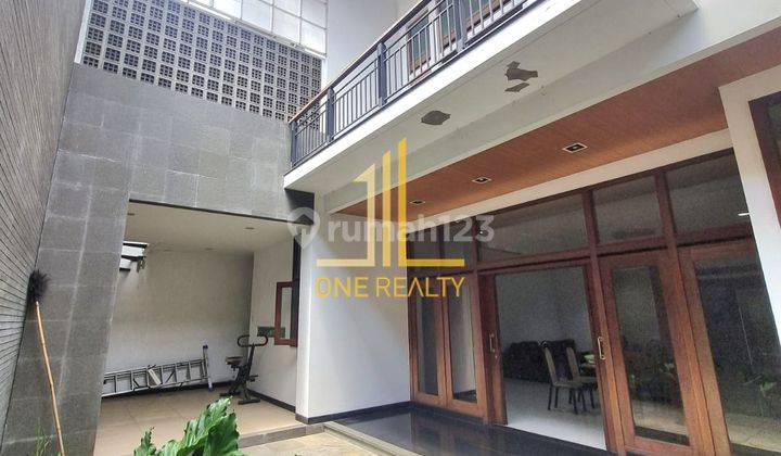 Rumah Minimalis Modern Semi Furnished SHM di Batununggal, Bandung 1