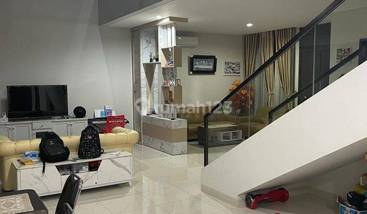 Rumah di Cluster Emily Summarecon, Bandung Bagus Furnished SHM 1