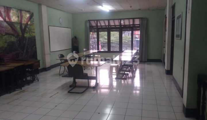 Ruang Usaha Mainroad Ciateul, Bandung Ex LPK Siap Huni