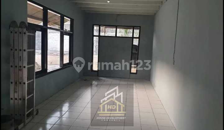 Gudang dan Perkantoran Dekat Akses Tol 5