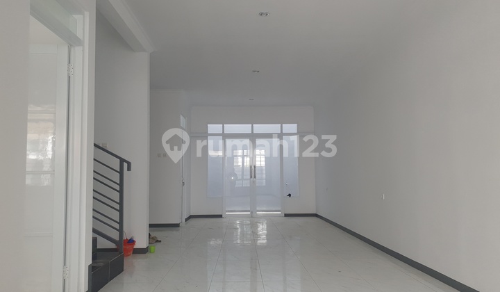 Modern Minimalis 2Lantai Rumah Deket Tsm Bandung 2