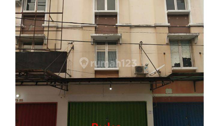 Disewakan Ruko 2,5 Lantai Siap Pakai di Harapan Indah 1, Kota Bekasi  1