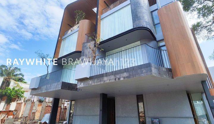 Brand New Townhouse Modern Design With Rooftop Area Kemang Utara 1