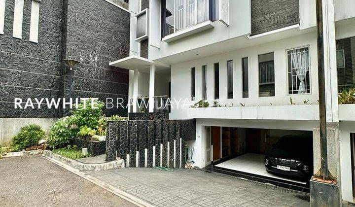 Townhouse Siap Huni dalam Kompleks Brawijaya Kebayoran Baru 1