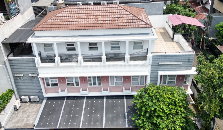 Rumah Siap Huni Bangunan 3 Lantai Selangkah Ke Mall Pondok Indah